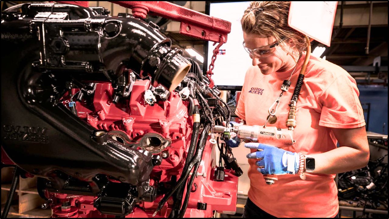 Maintenance Requirements Marine Engine vs. Car Engine